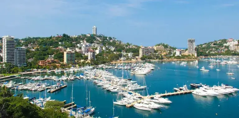 yachts in the marina of acapulco