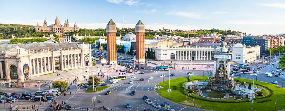 foto panor�mica de la plaza de espa�a en barcelona