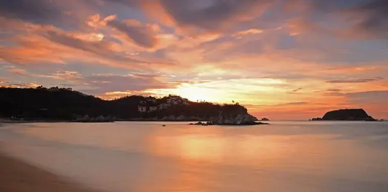 tangolunda beach in ixtapa zihuatanejo